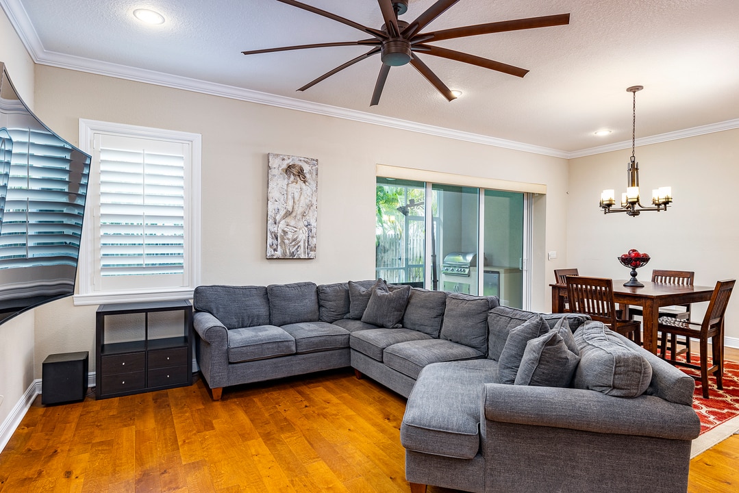 Property p2 image 14